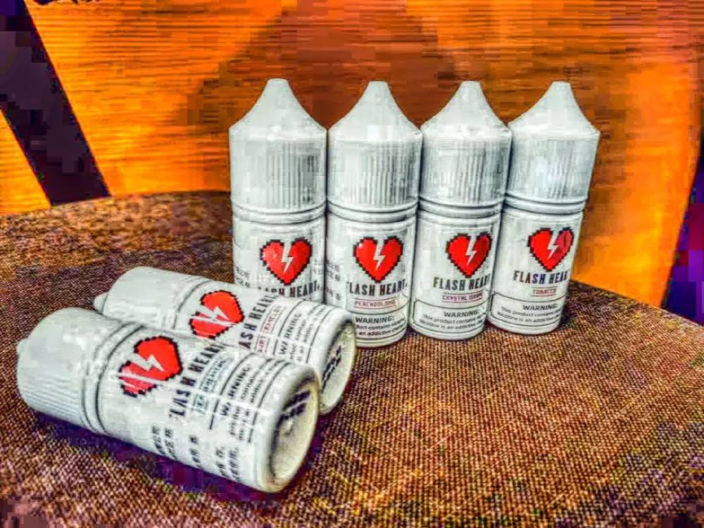 FlashHeart nicotine salt vape juice review